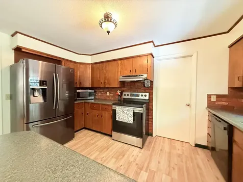 129 Chestnut Street Claremont NH 03743