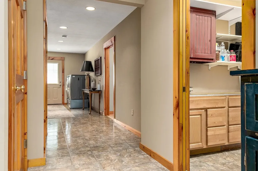 14 1/2 Yvonne Street Rochester NH 03867