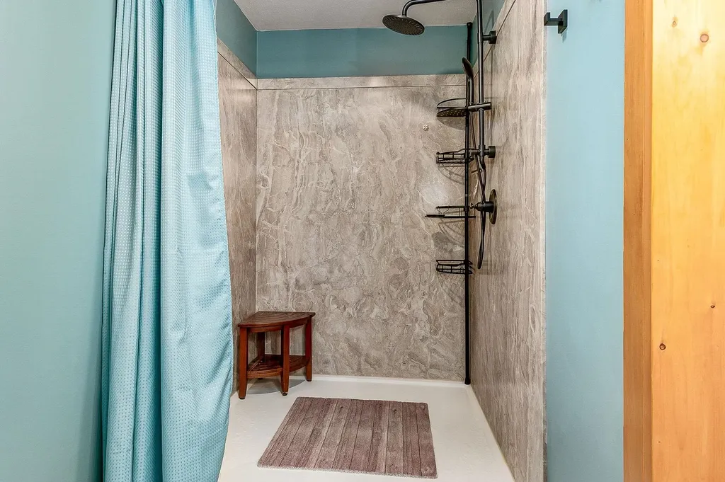 14 1/2 Yvonne Street Rochester NH 03867