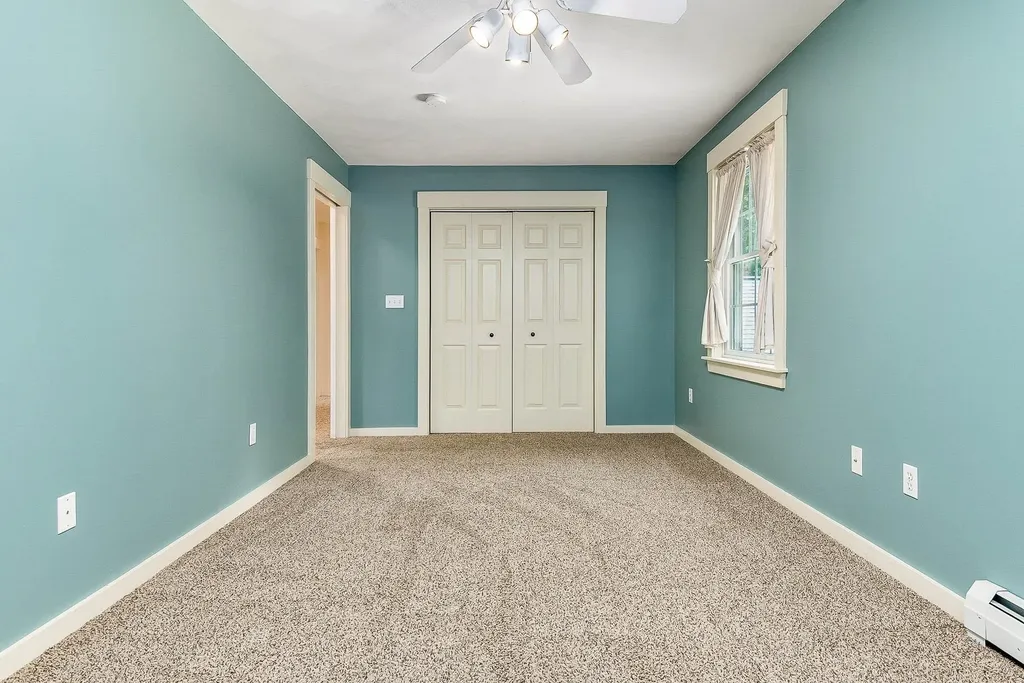 14 1/2 Yvonne Street Rochester NH 03867