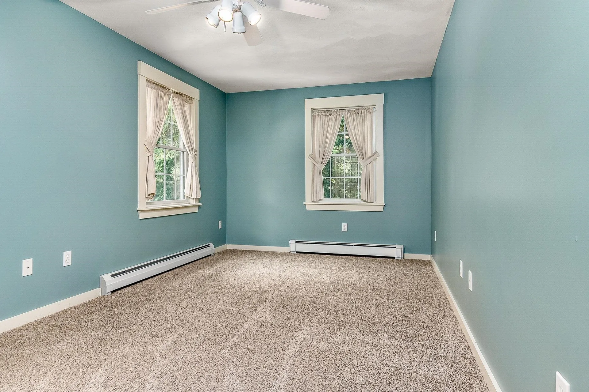 14 1/2 Yvonne Street Rochester NH 03867