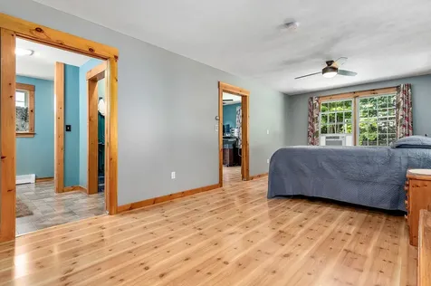 14 1/2 Yvonne Street Rochester NH 03867