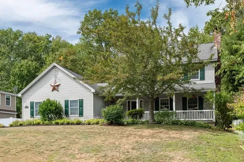 14 1/2 Yvonne Street Rochester NH 03867