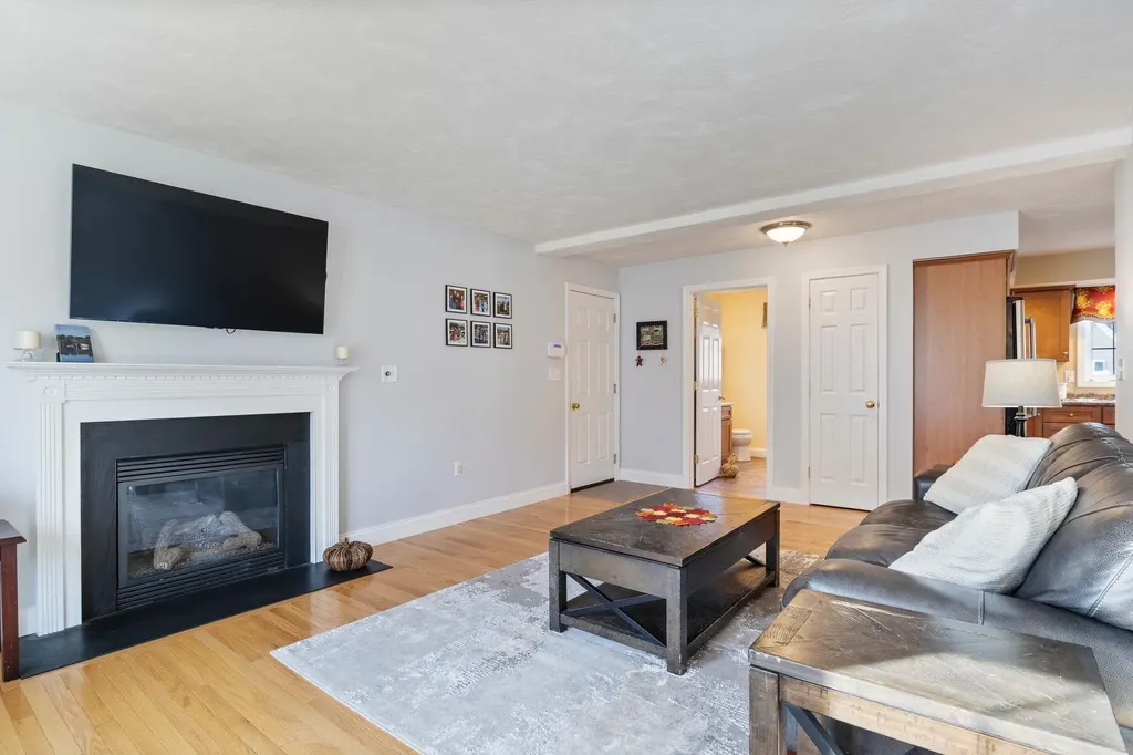 6 Aspen Drive Somersworth NH 03878