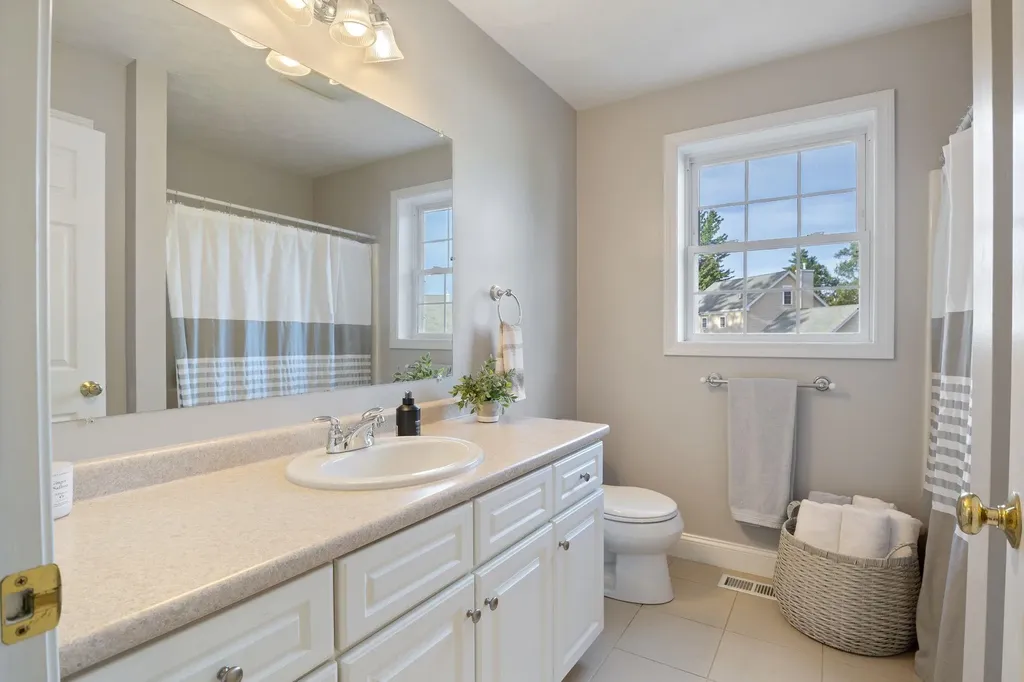 6 Aspen Drive Somersworth NH 03878