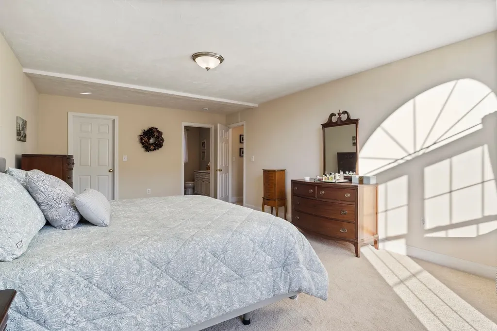 6 Aspen Drive Somersworth NH 03878