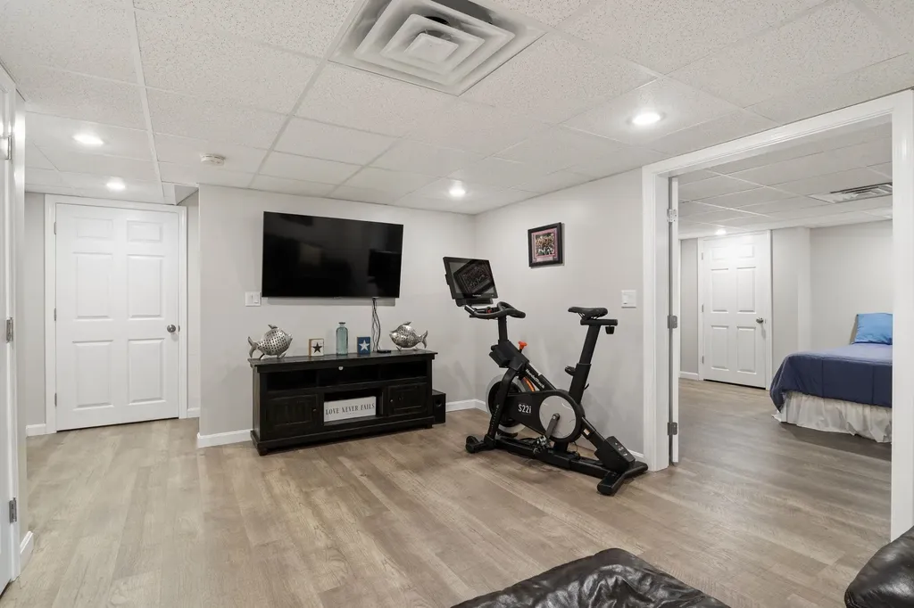 6 Aspen Drive Somersworth NH 03878