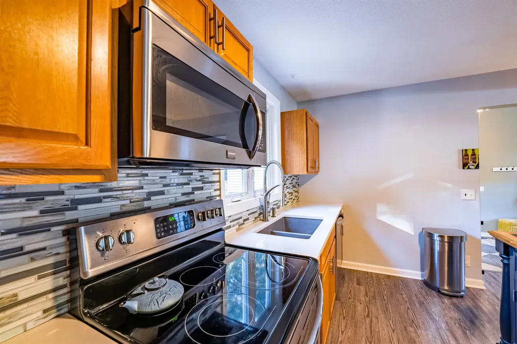 78 Greenwood Drive Colchester VT 05446