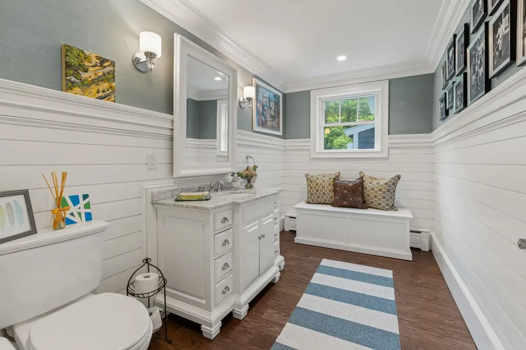 23 Rockrimmon Road North Hampton NH 03862