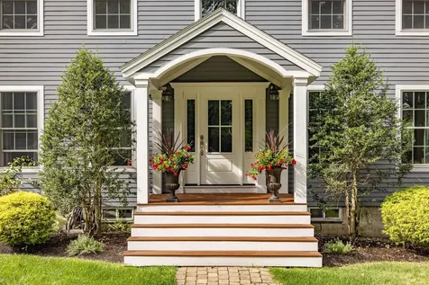 23 Rockrimmon Road North Hampton NH 03862