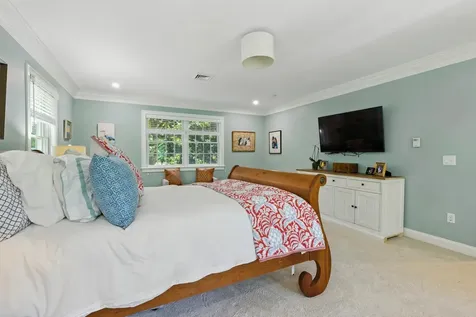 23 Rockrimmon Road North Hampton NH 03862