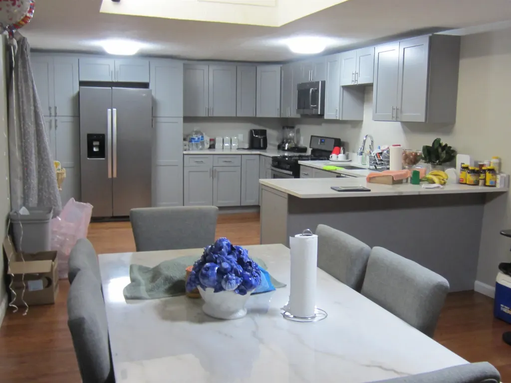 162 Central Street Manchester NH 03103