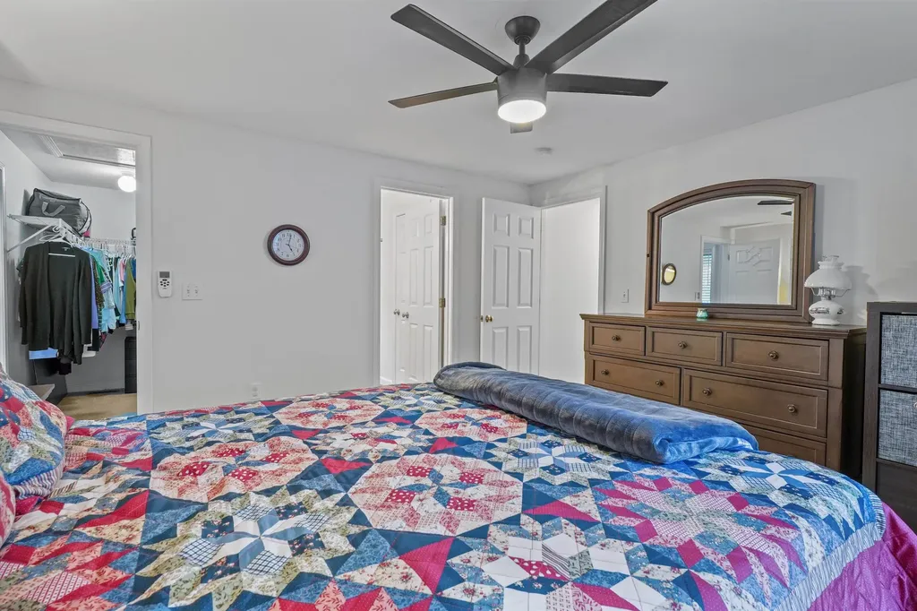 138 Barbara Lane Hudson NH 03051