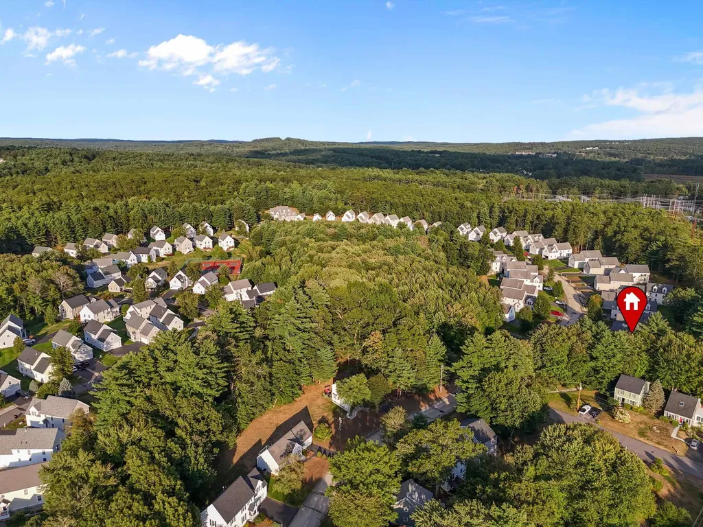 138 Barbara Lane Hudson NH 03051