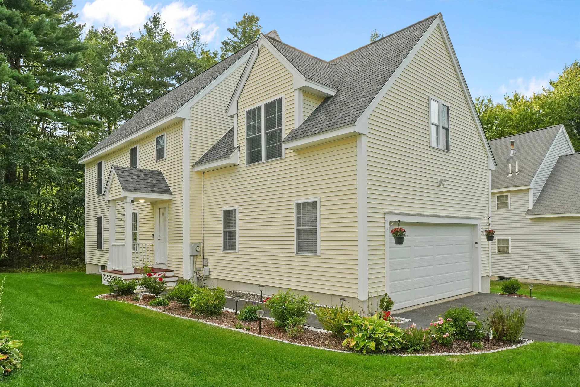 138 Barbara Lane Hudson NH 03051