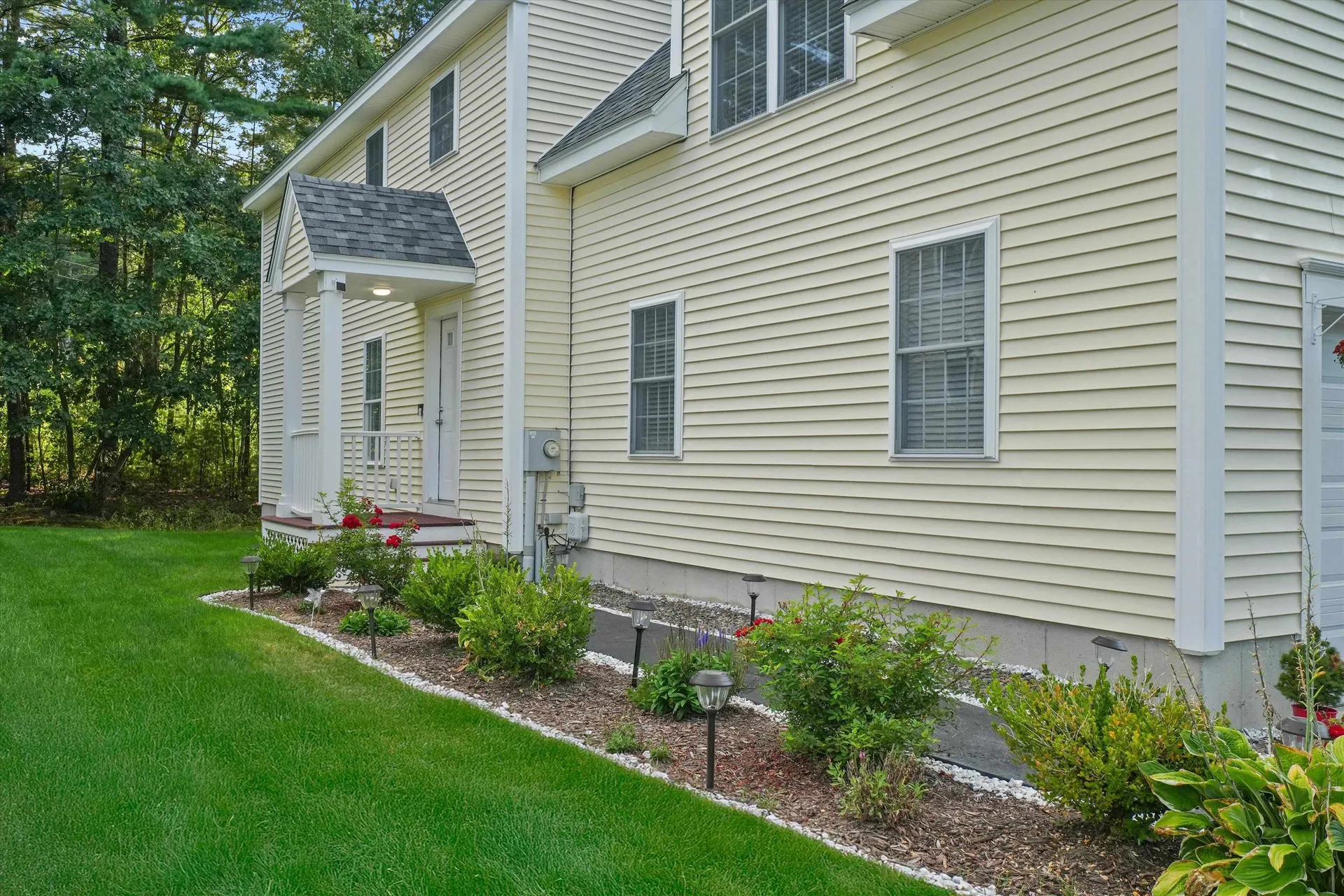 138 Barbara Lane Hudson NH 03051