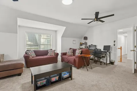 138 Barbara Lane Hudson NH 03051