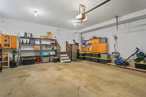 138 Barbara Lane Hudson NH 03051