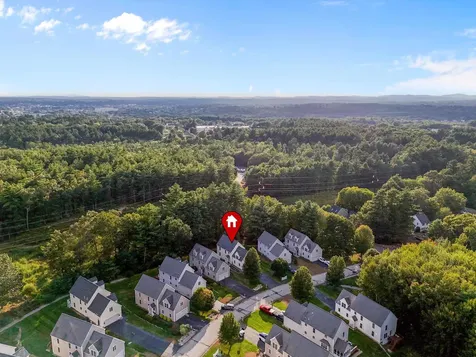 138 Barbara Lane Hudson NH 03051