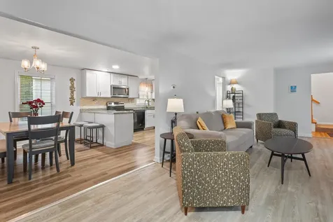 138 Barbara Lane Hudson NH 03051