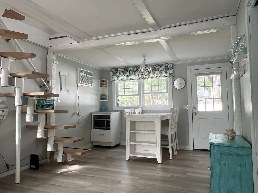470 Winnacunnett Road Hampton NH 03862