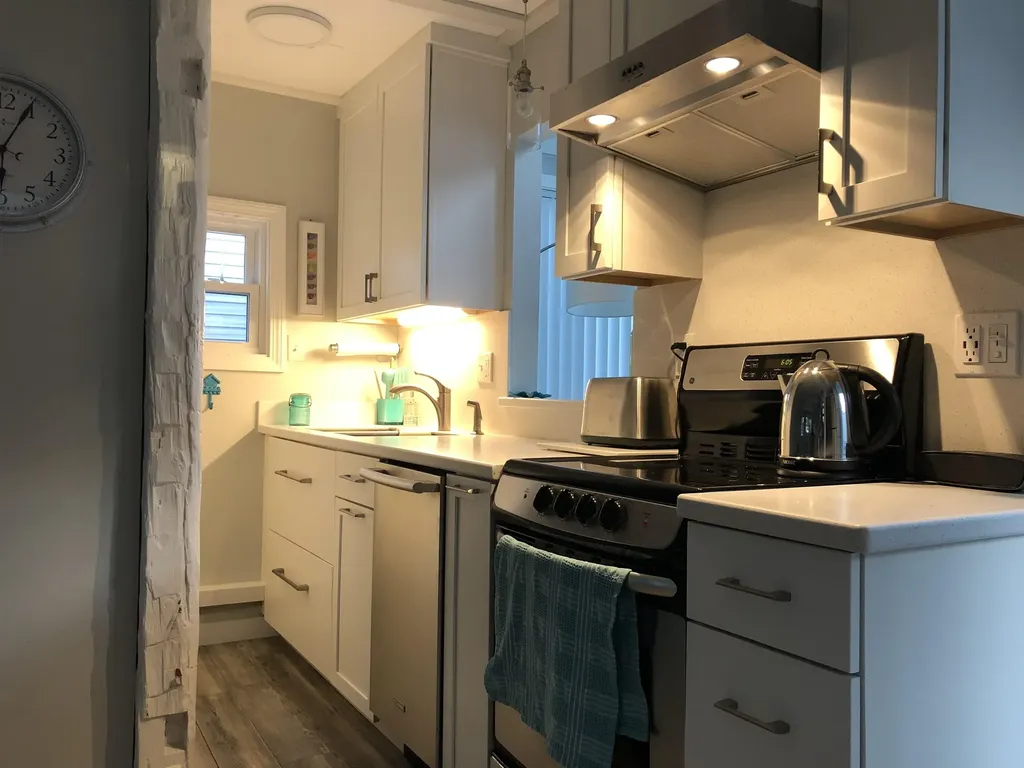 470 Winnacunnett Road Hampton NH 03862