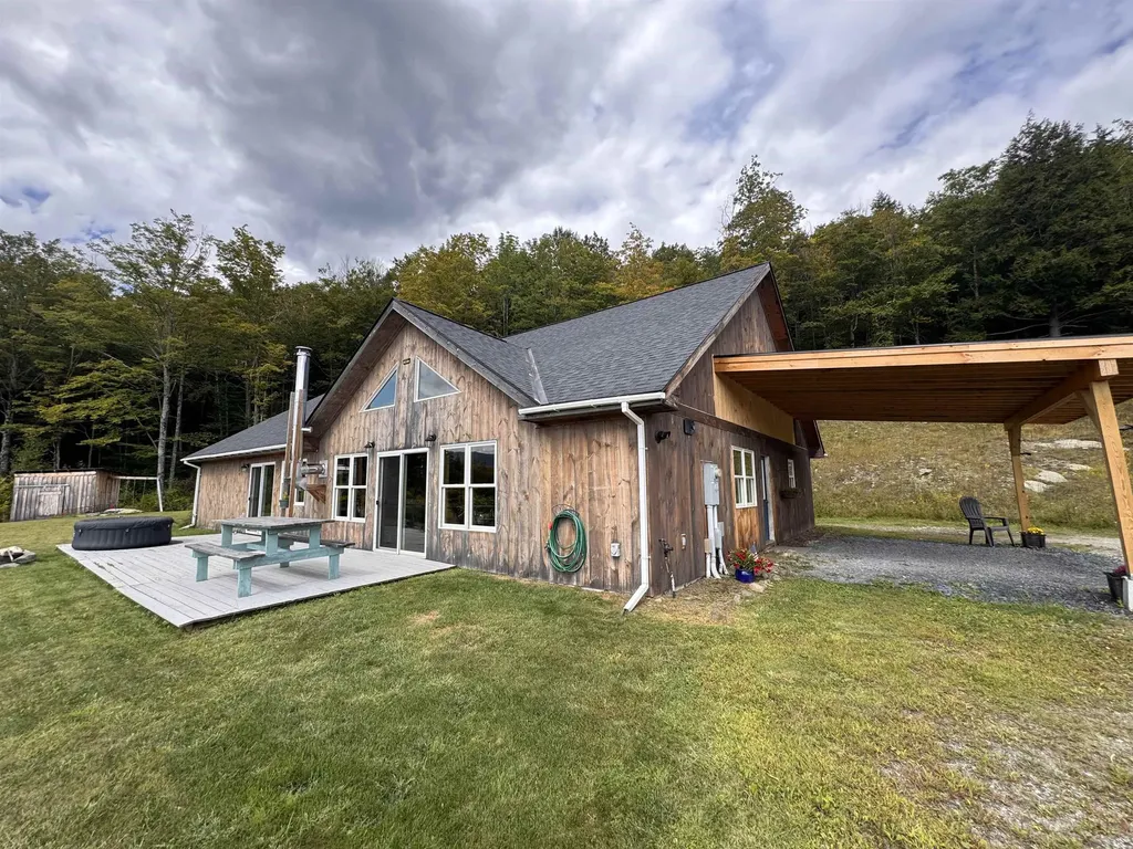485 Smith Road Fayston VT 05660