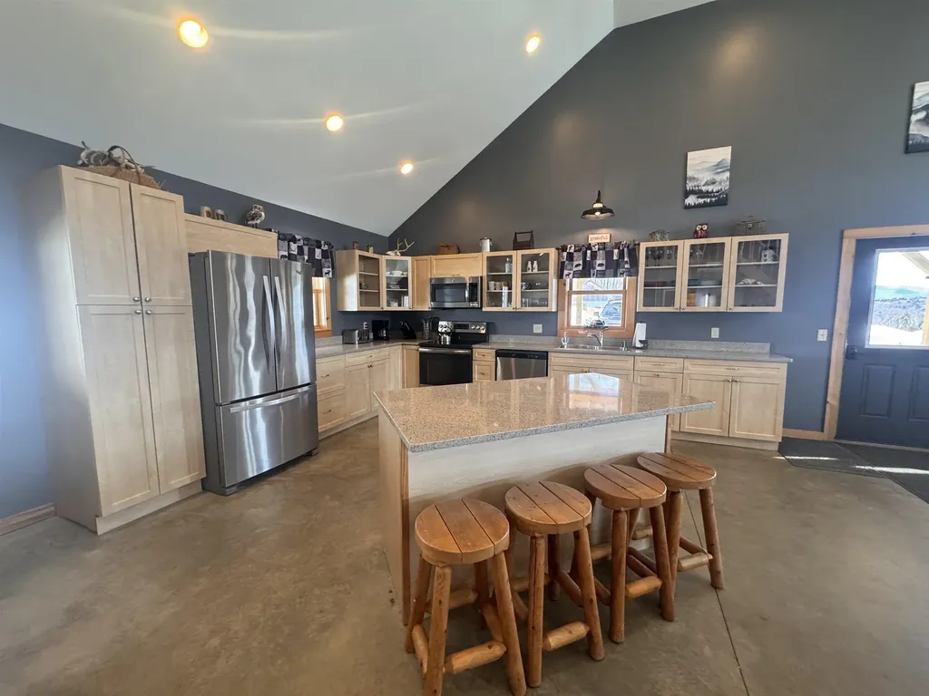 485 Smith Road Fayston VT 05660