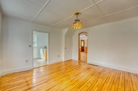 921 Old Waterford Road Littleton NH 03561