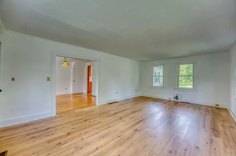 921 Old Waterford Road Littleton NH 03561