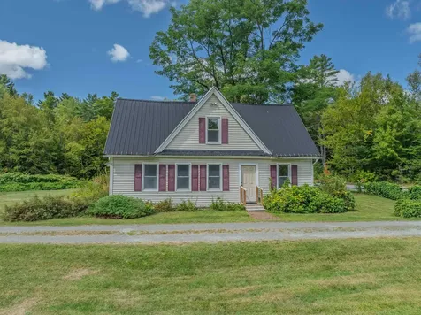 921 Old Waterford Road Littleton NH 03561