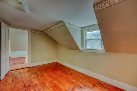 921 Old Waterford Road Littleton NH 03561