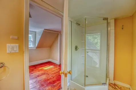 921 Old Waterford Road Littleton NH 03561