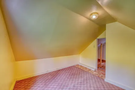 921 Old Waterford Road Littleton NH 03561