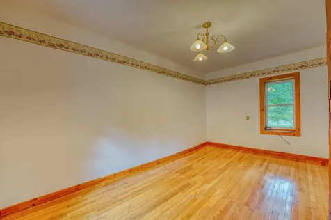 921 Old Waterford Road Littleton NH 03561