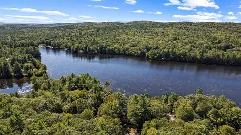 67 New Hampshire Drive Webster NH 03303