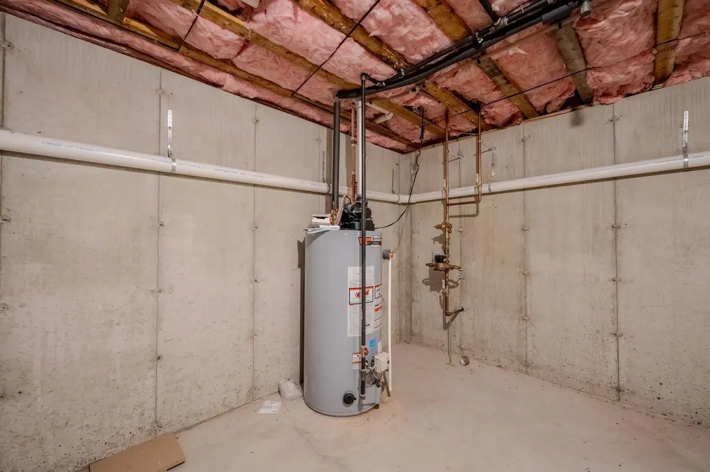 24 Cranberry Way Manchester NH 03109