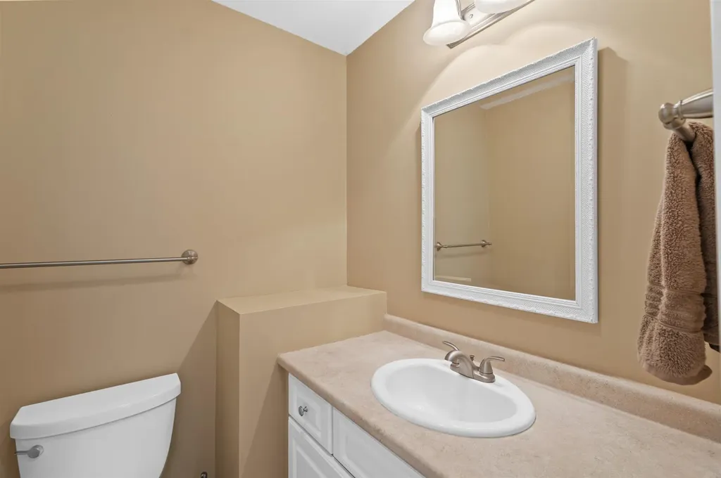 35 Gatchell Way Epping NH 03042