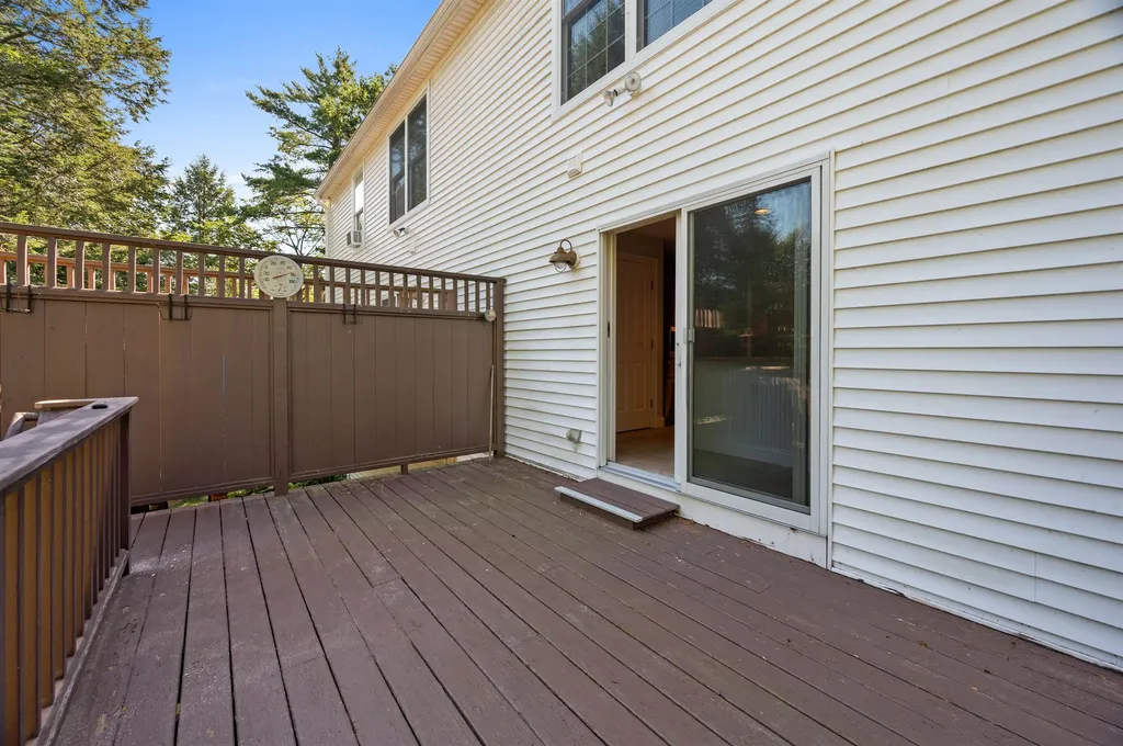 35 Gatchell Way Epping NH 03042