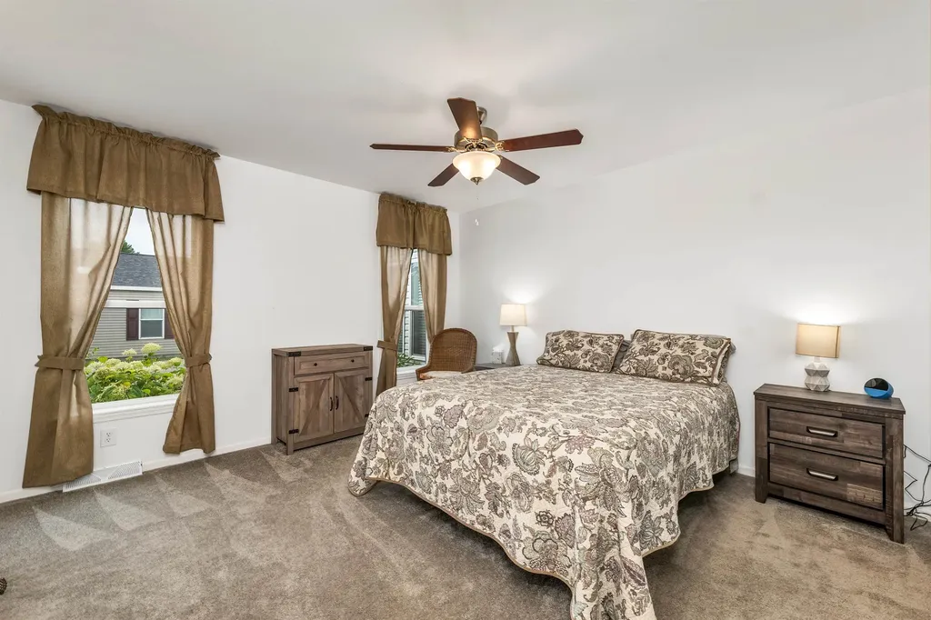 72 A Crescent Street Plymouth NH 03264