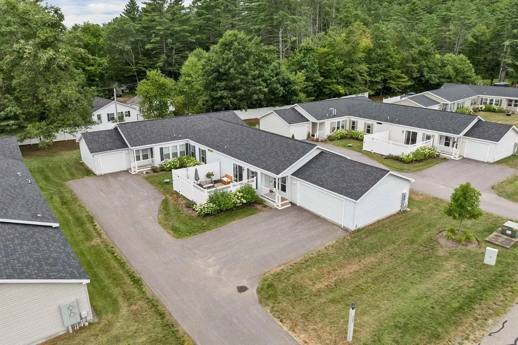 72 A Crescent Street Plymouth NH 03264