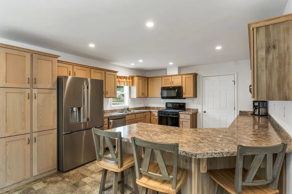 72 A Crescent Street Plymouth NH 03264