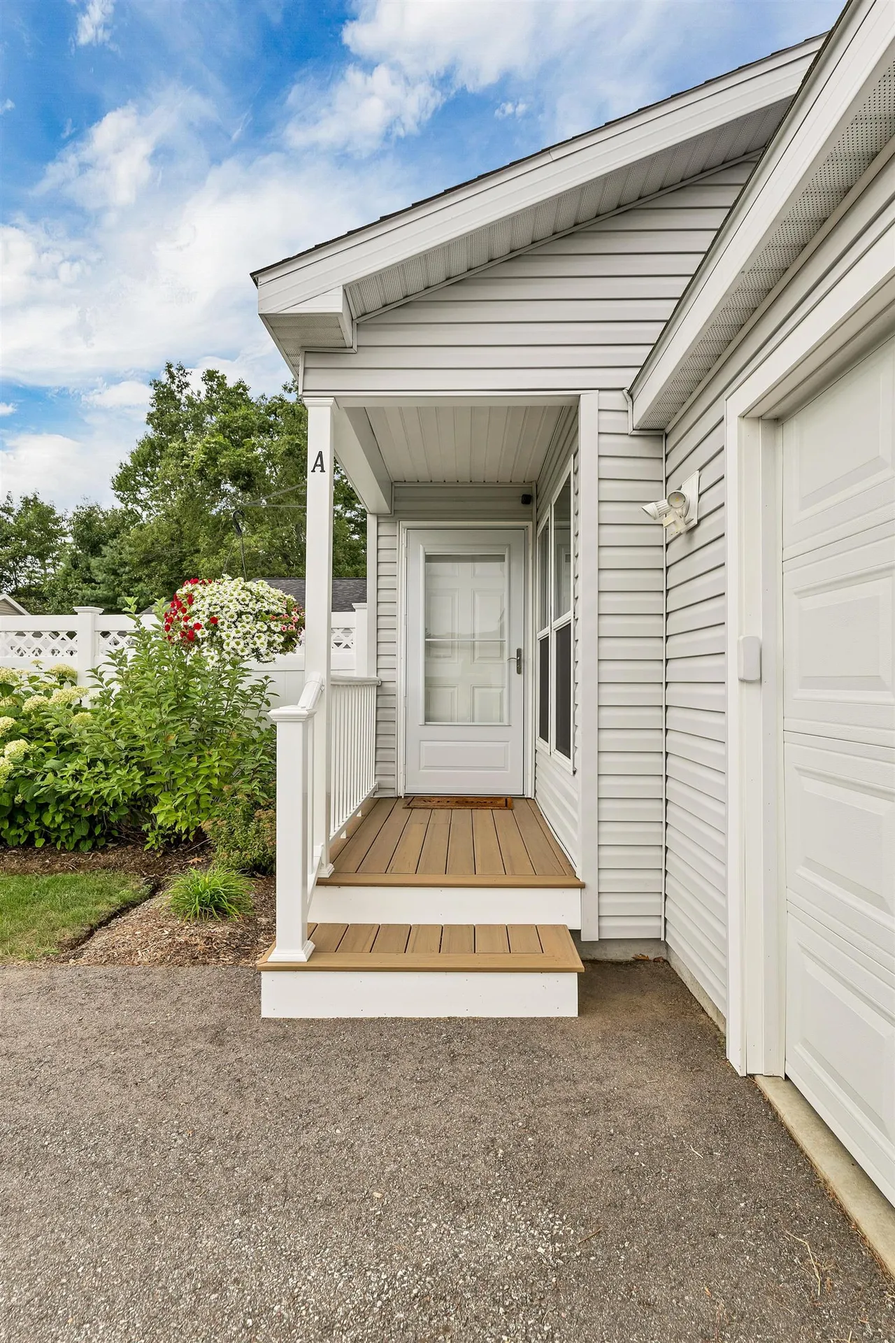 72 A Crescent Street Plymouth NH 03264