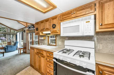 14 Chase Road Warren NH 03279