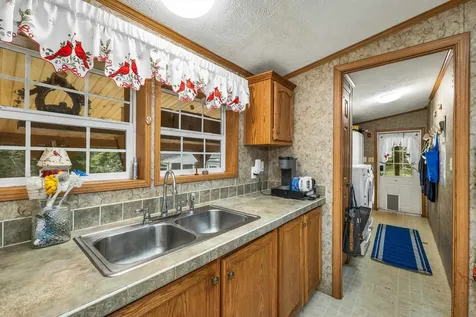 14 Chase Road Warren NH 03279