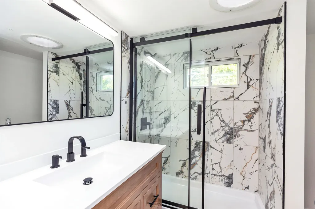 59 Hooksett Road Auburn NH 03032