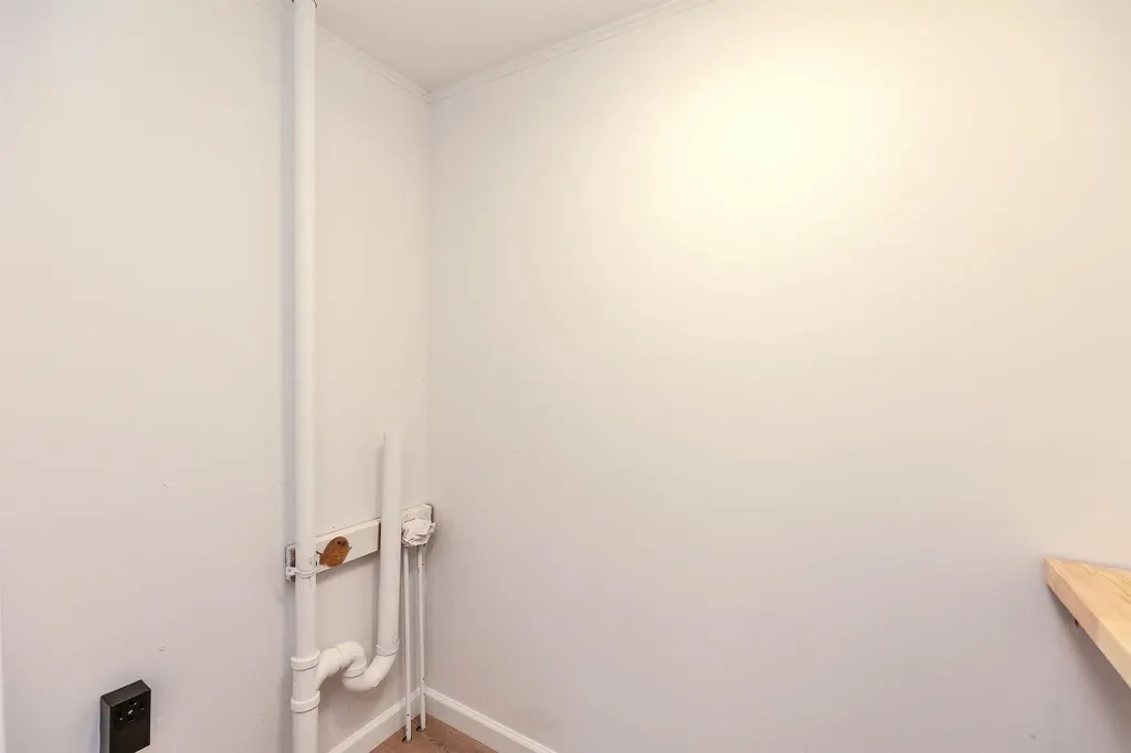 59 Hooksett Road Auburn NH 03032