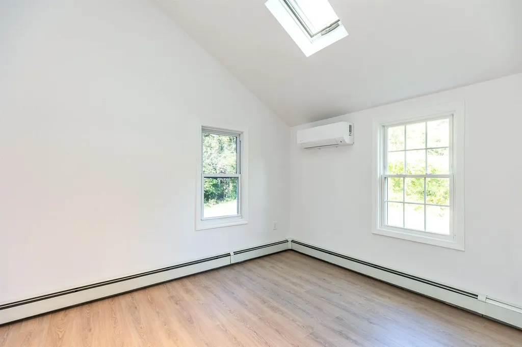 59 Hooksett Road Auburn NH 03032