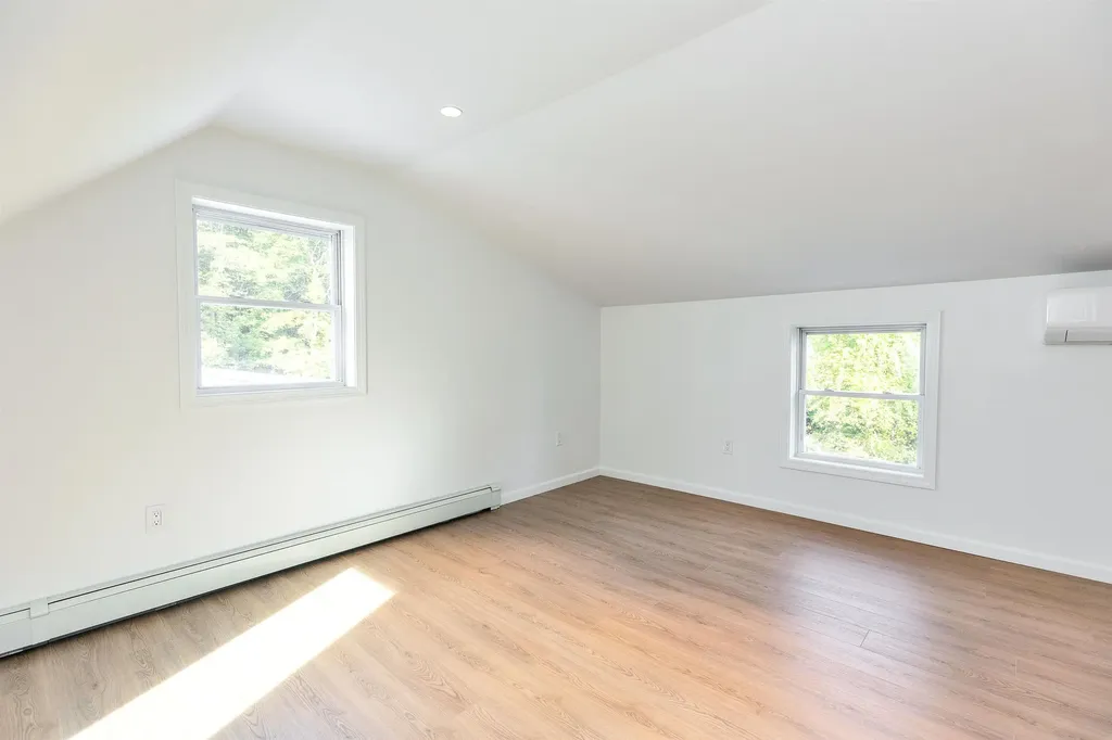 59 Hooksett Road Auburn NH 03032