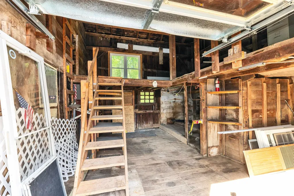 59 Hooksett Road Auburn NH 03032